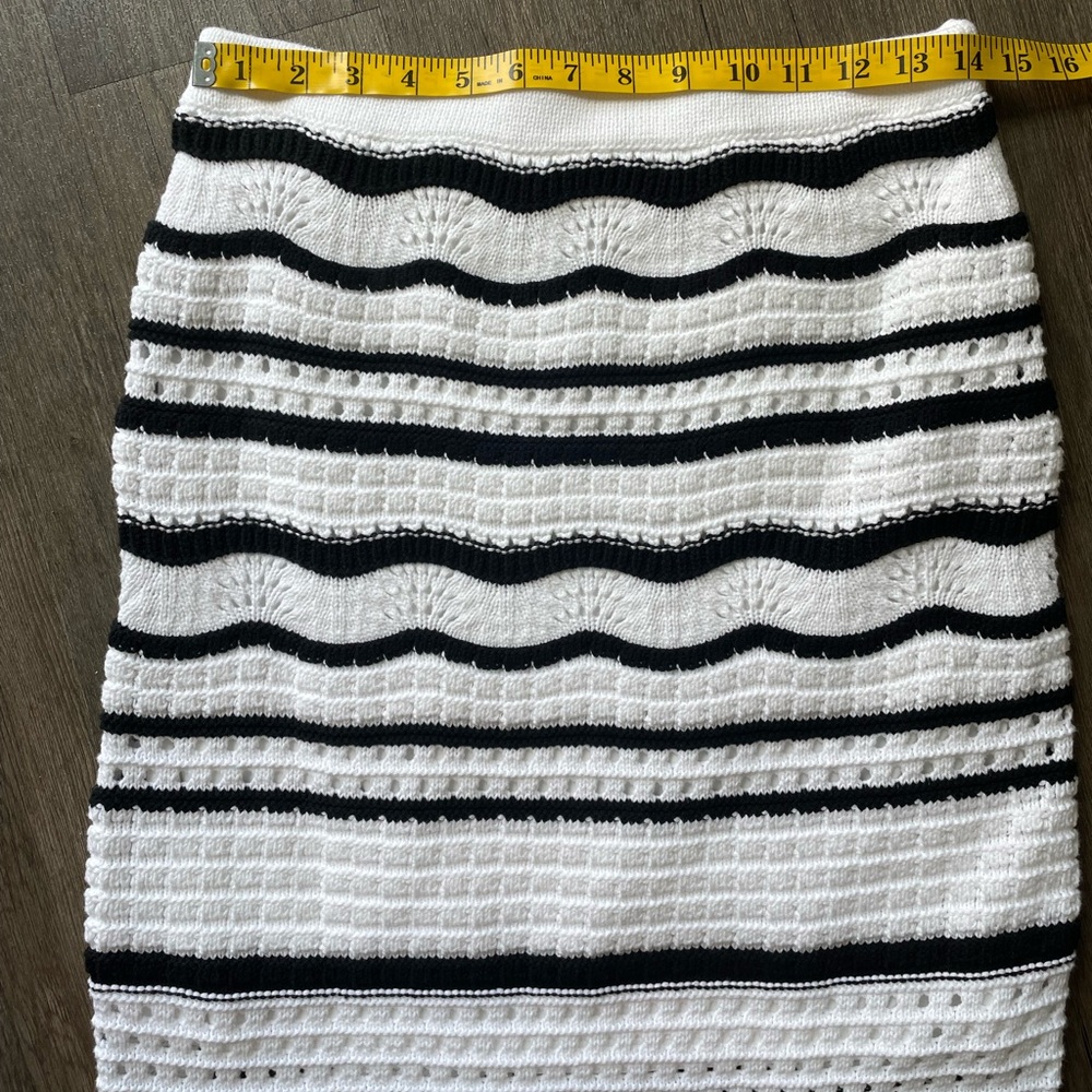 House Of Harlow 1960 2 Piece Knit Skirt Set Size M Top Fringe Career Capsule NEW - Picture 11 of 14